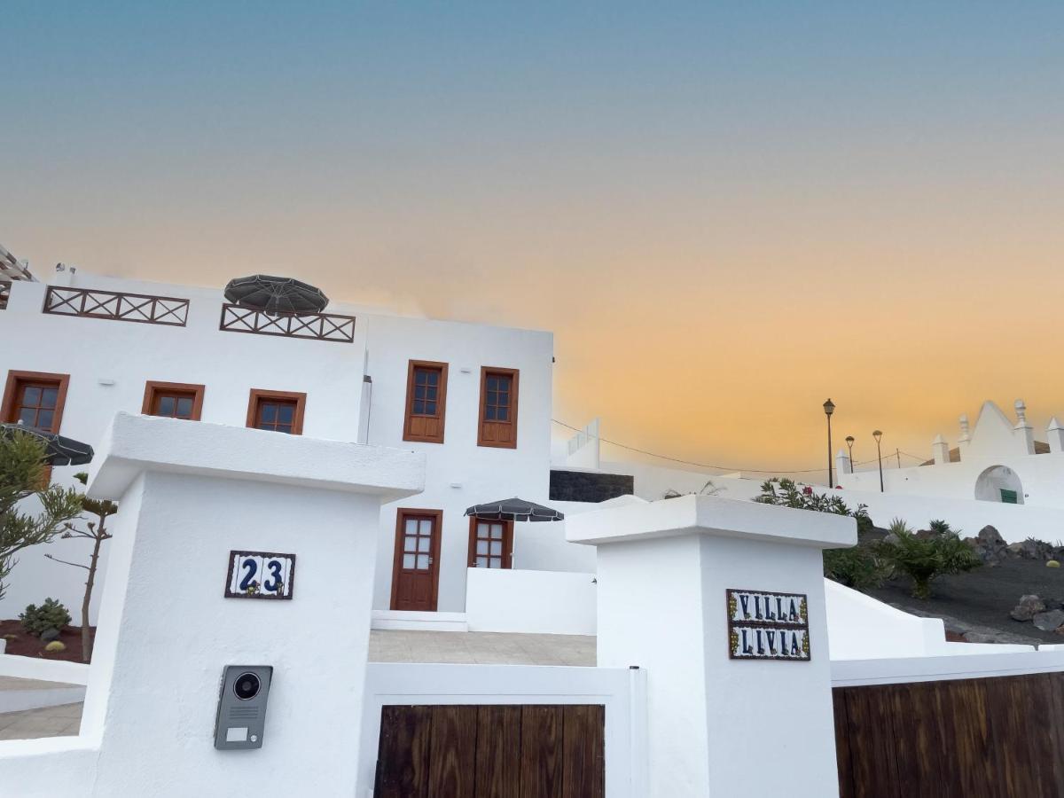 Villa Livia ติอาส ภายนอก รูปภาพ